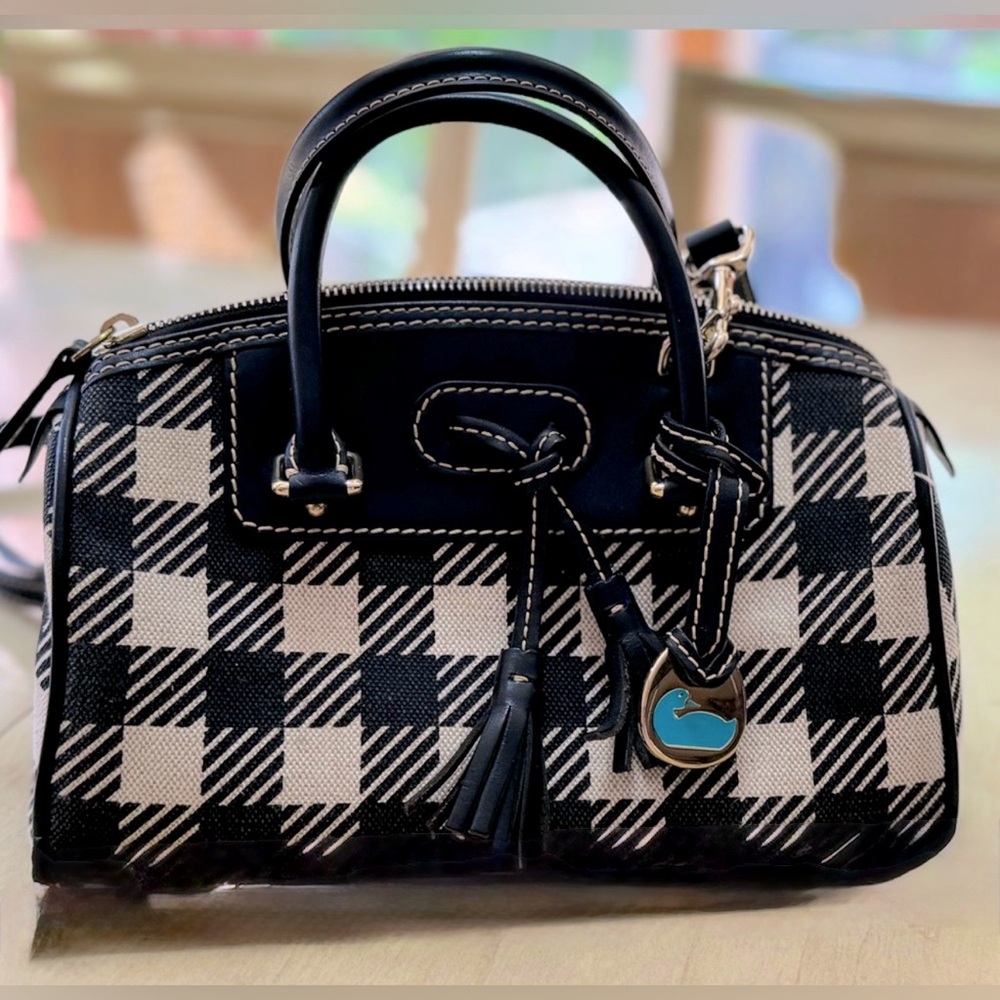Dooney & Bourke Black and White Satchel with Timeless Elegance